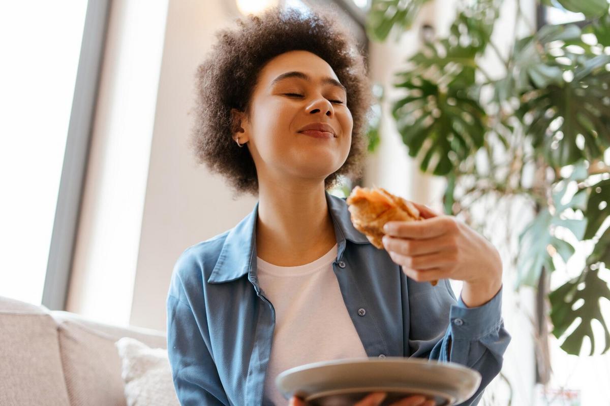 The Role of Mindful Eating in Building a Healthy Relationship with Food